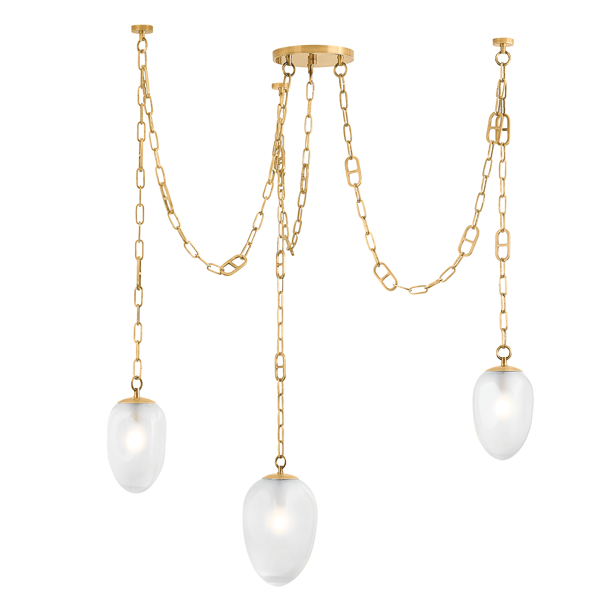 DAITH Chandelier In Vintage Brass Finish