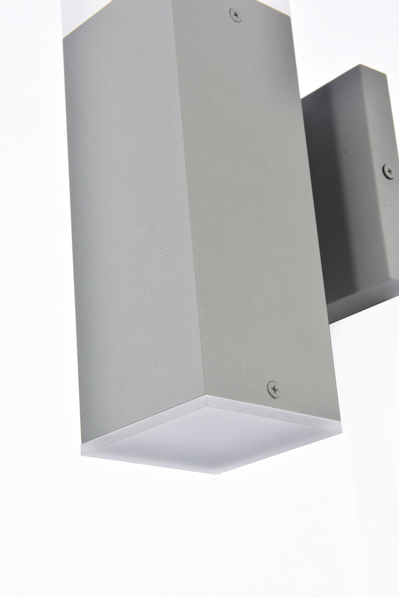 Raine Integrated LED wall sconce in silver