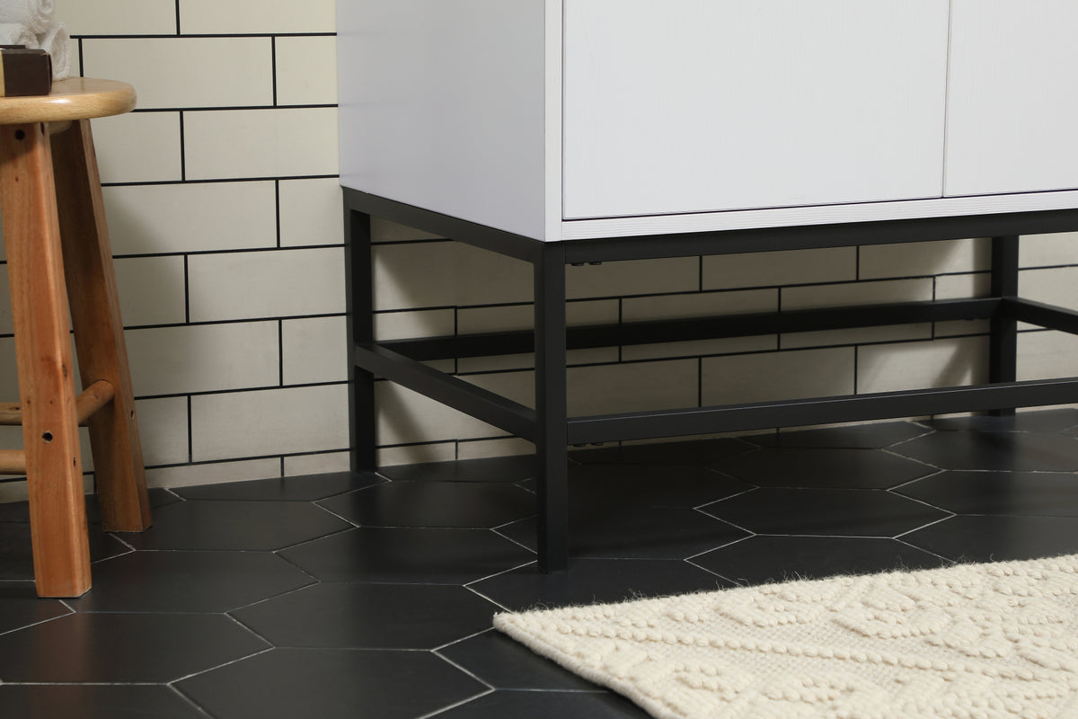 30 inch Single bathroom vanity in white with backsplash