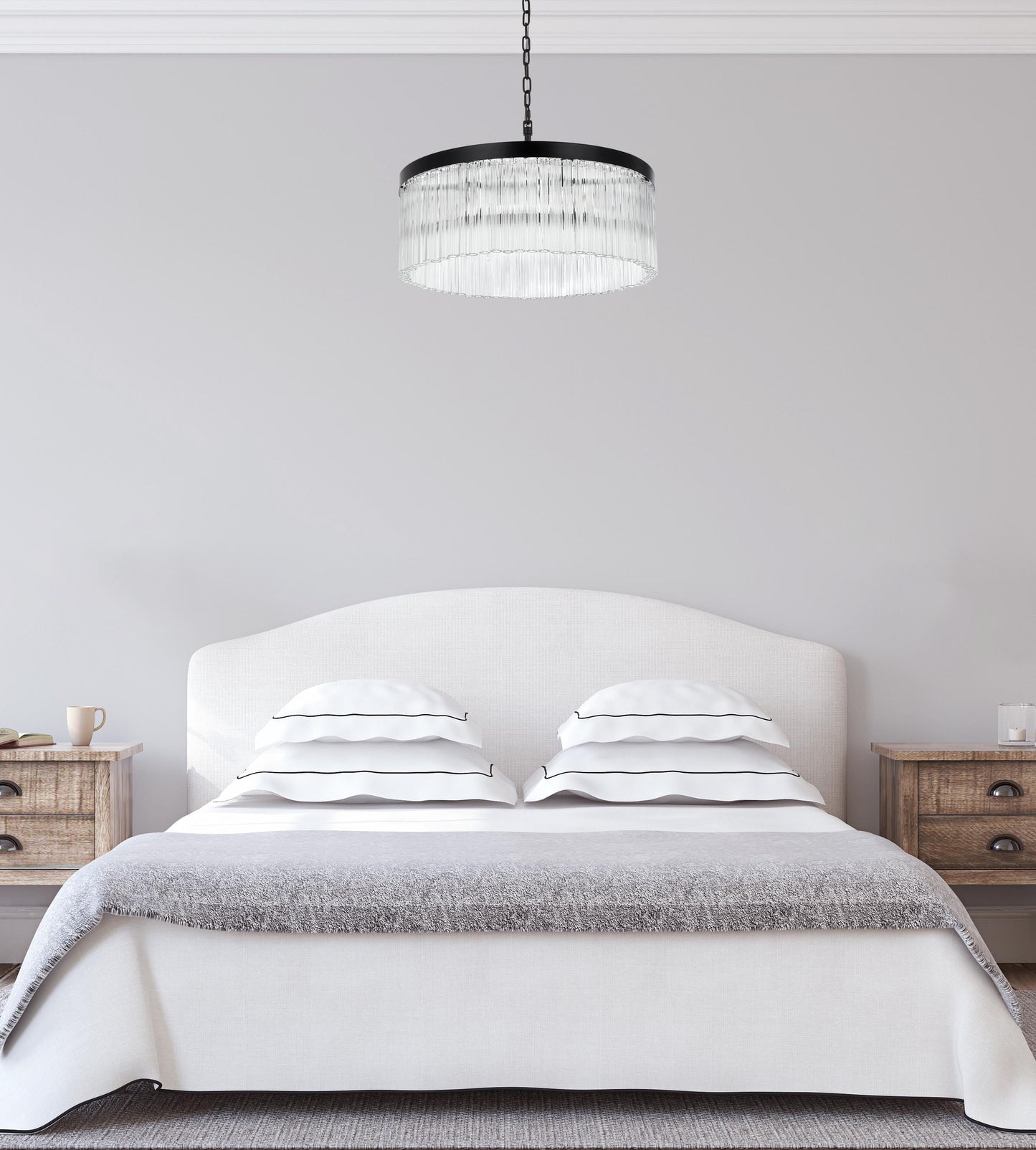 Harlow 24 inch Chandelier in Black