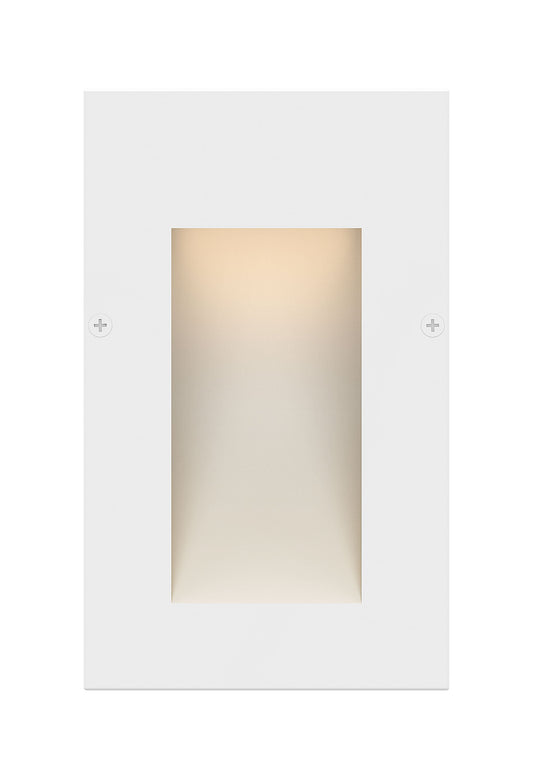 Taper Step 12v Vertical In White Finish