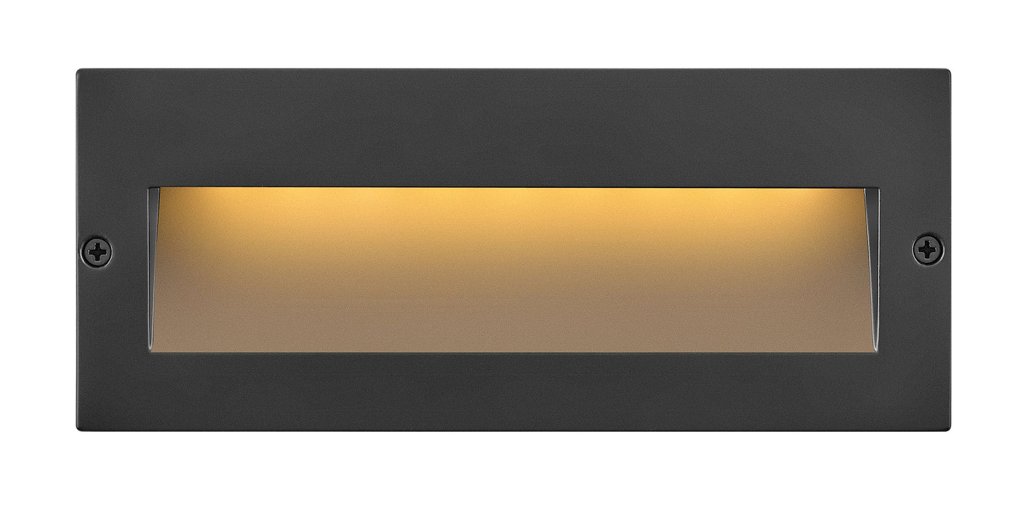 Taper Step 12v Wide Horizontal In Black Finish