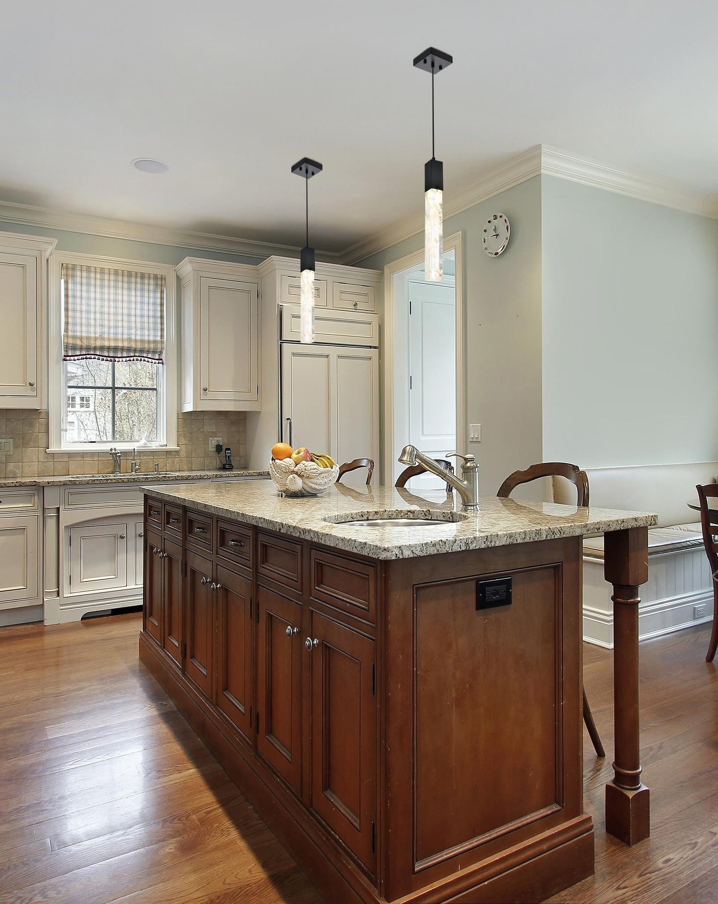 Aurora 5 inch Pendant in Black