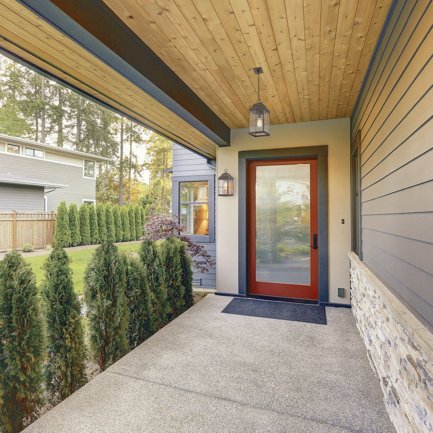 HOWELL 1 LT OUTDOOR POST LANT