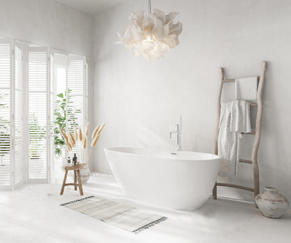 59 inch Bathtub in Glossy White with Chrome Trim