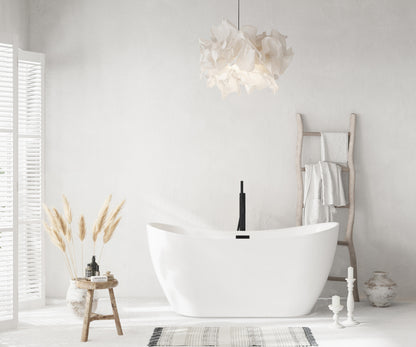 59 inch Bathtub in Glossy White with Matte Black Trim
