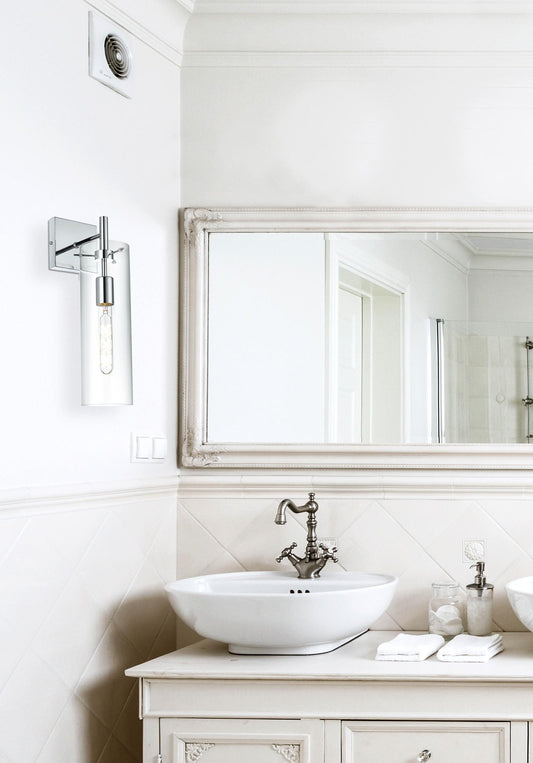 Savant 4.5 Inch Wall Sconce Clear Shade in Chrome