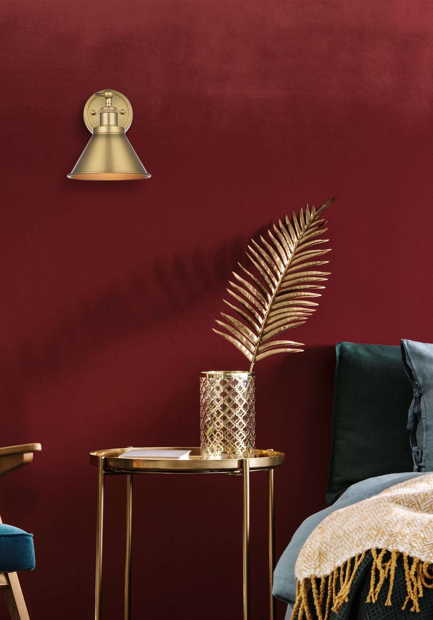 Vaman 7 inch Wall Sconce in Satin Gold