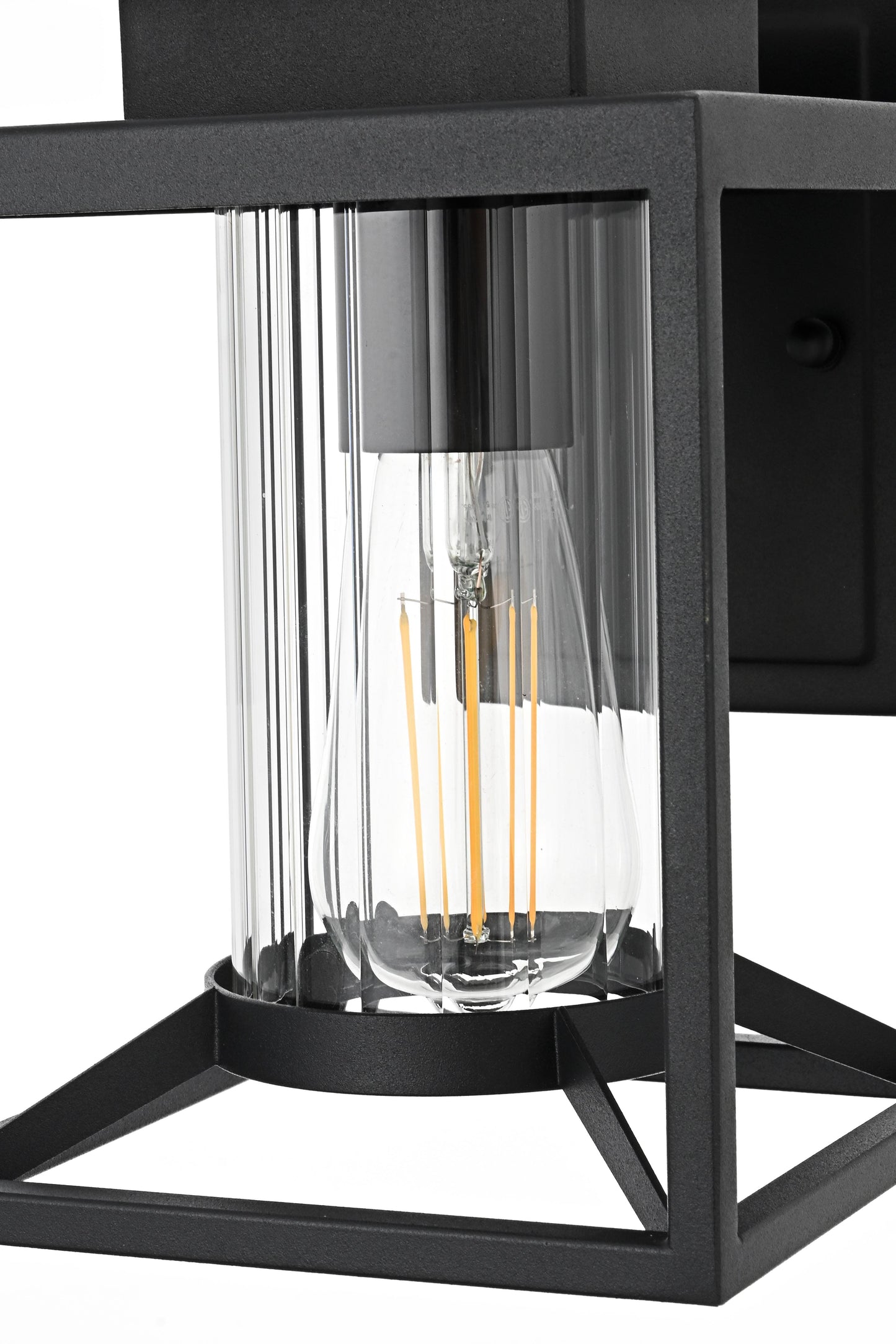 Witte 7 Inch Outdoor Wall Sconce in Black