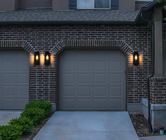 Dunton 5.5 Inch Outdoor Wall Sconce in Black