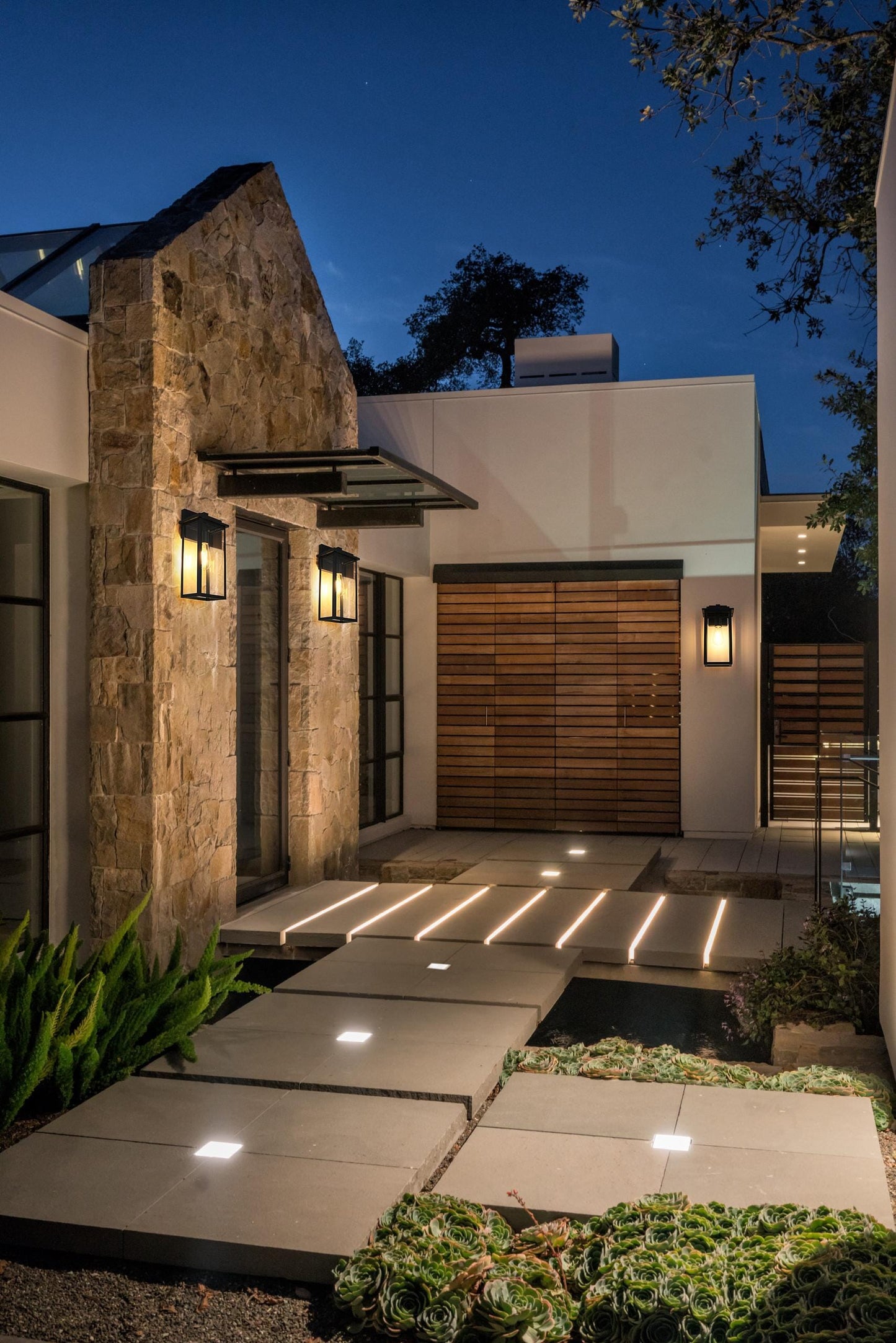 Kaysen 7 inch Outdoor Wall Sconce in Black