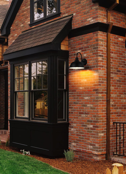 Aron 9.5 inch Outdoor Wall sconce in Black