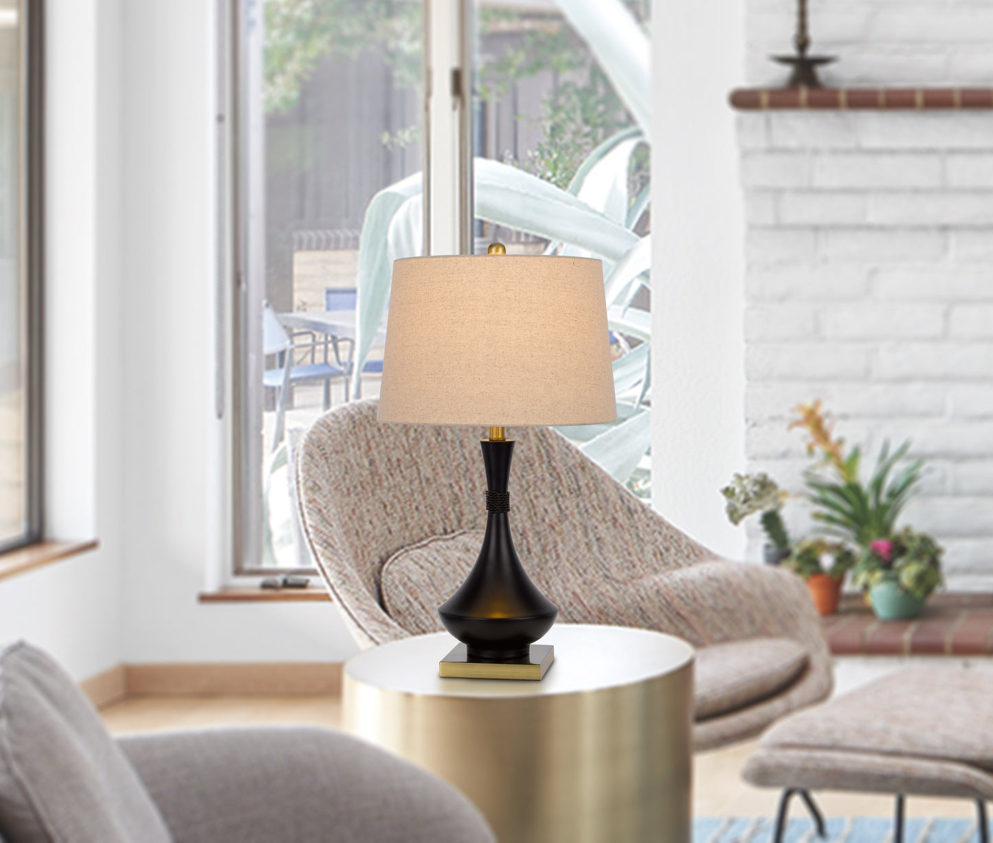 100W Hilo Metal Table Lamp