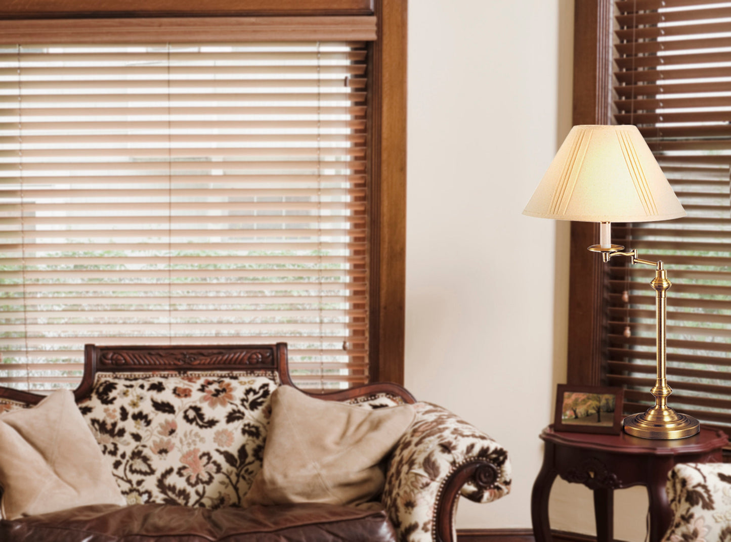 150W Swing Arm Table Lamp W/Mushroom Shade