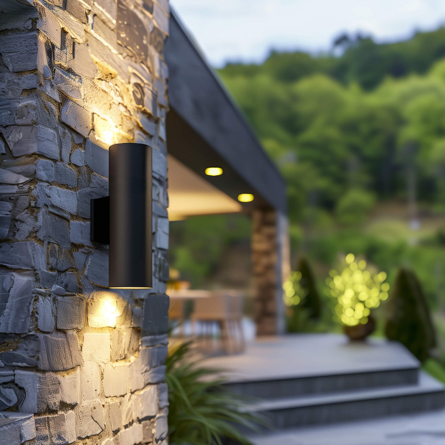 4in Round Wall Sconce, 120v, Triac - Black