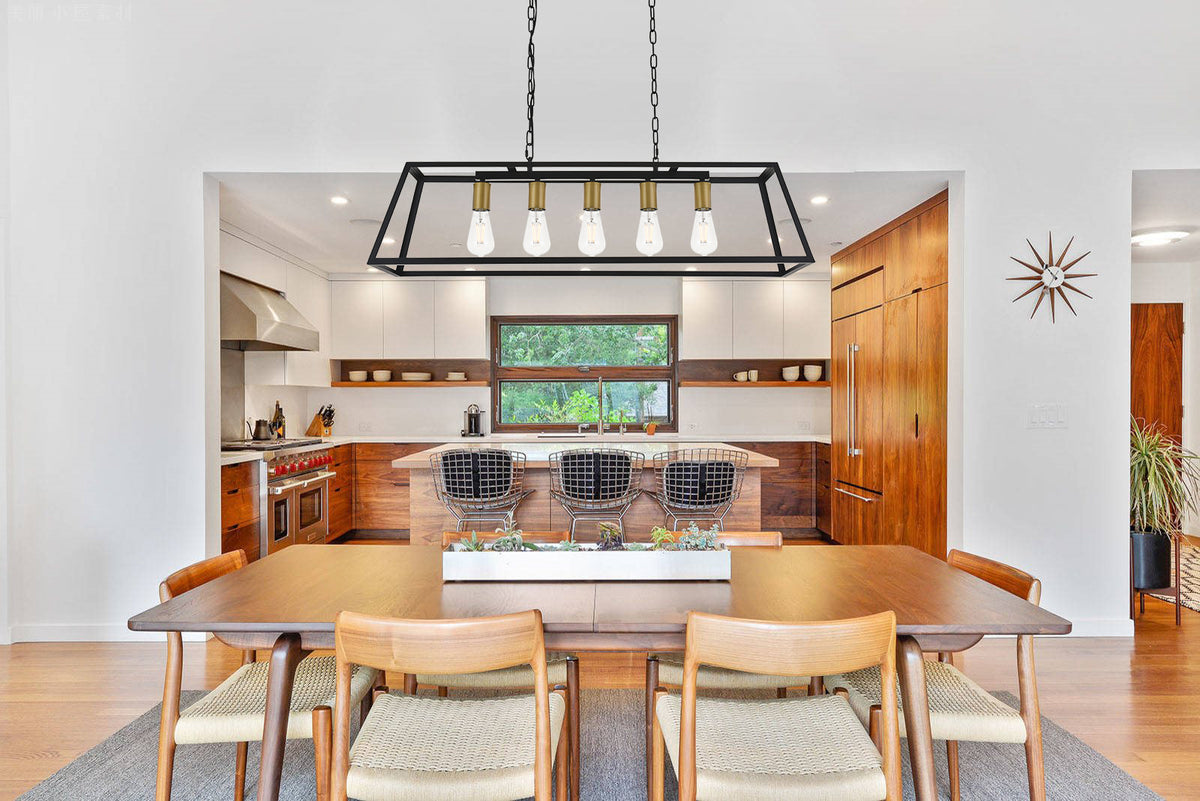 Resolute 5 light brass and black Pendant