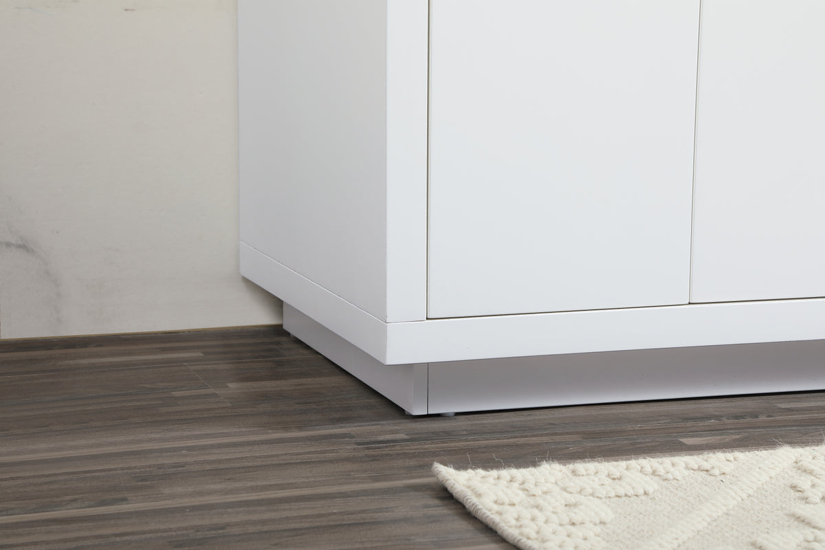 36 inch Single bathroom vanity in white with backsplash
