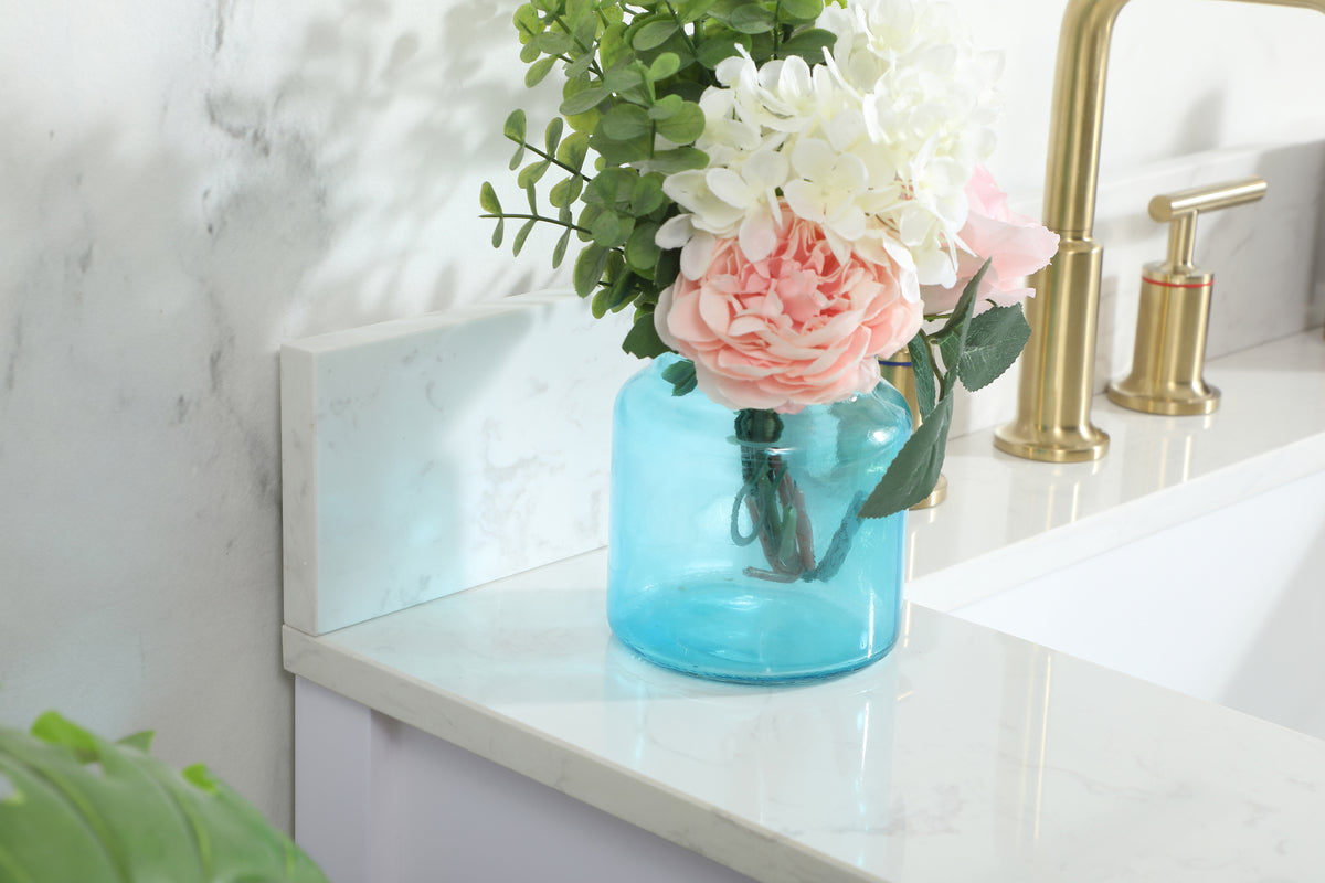 30 inch Single bathroom vanity in white with backsplash