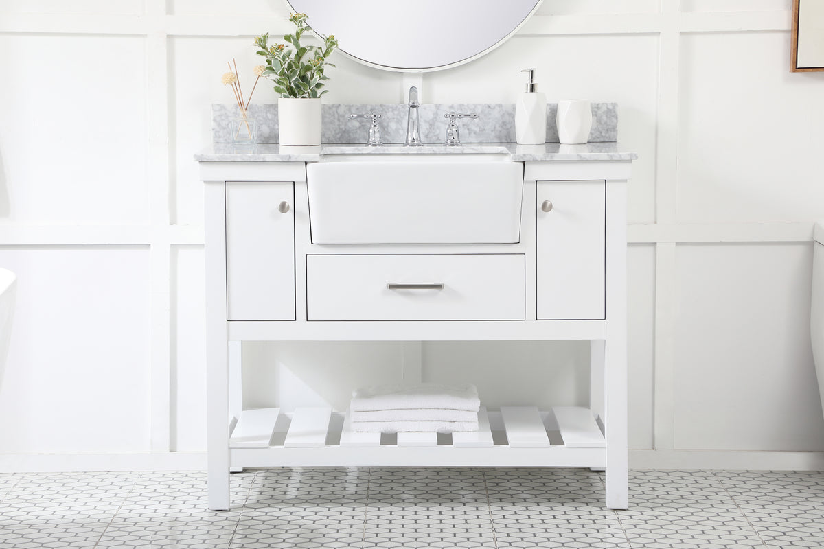 42 inch Single bathroom vanity in white with backsplash