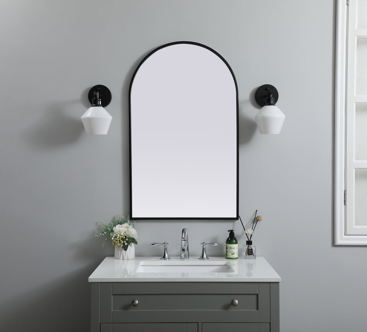 Metal Frame Arch Mirror 22x36 Inch in Black