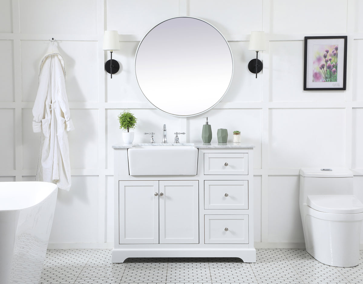 42 inch Single bathroom vanity in white
