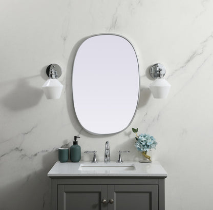 Metal Frame Oval Mirror 20x30 Inch in Silver