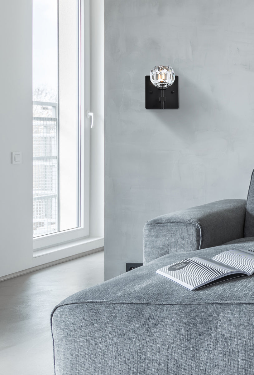 Graham 1 Light Wall Sconce in Black