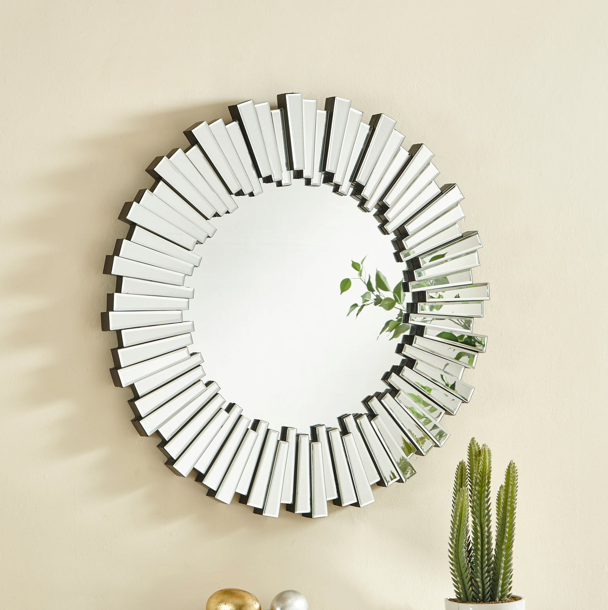 Sparkle 31.5 in. Contemporary Round Mirror in Clear