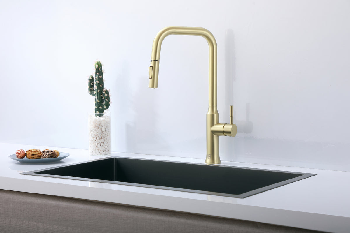 Noor Single Handle Pull Down Sprayer Kitchen Faucet in Brushed Gold