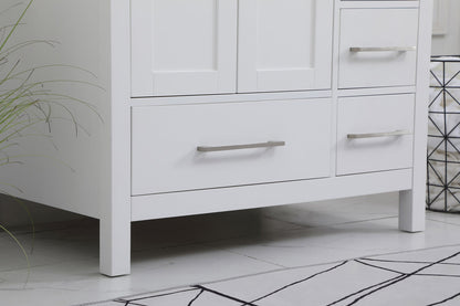 32 inch Single Bathroom Vanity in White with Backsplash